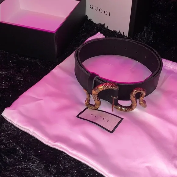 COPY - Women Gucci belt Gucci Double G Leather Belt | Black | FARFETCH main image 4